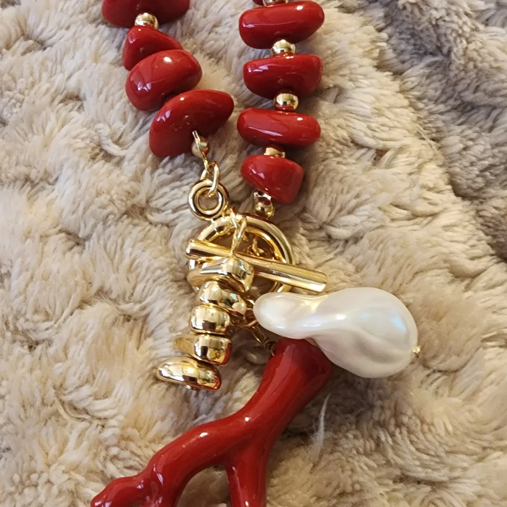 Red Necklace with Gold Accents Set - Picture 9 of 16
